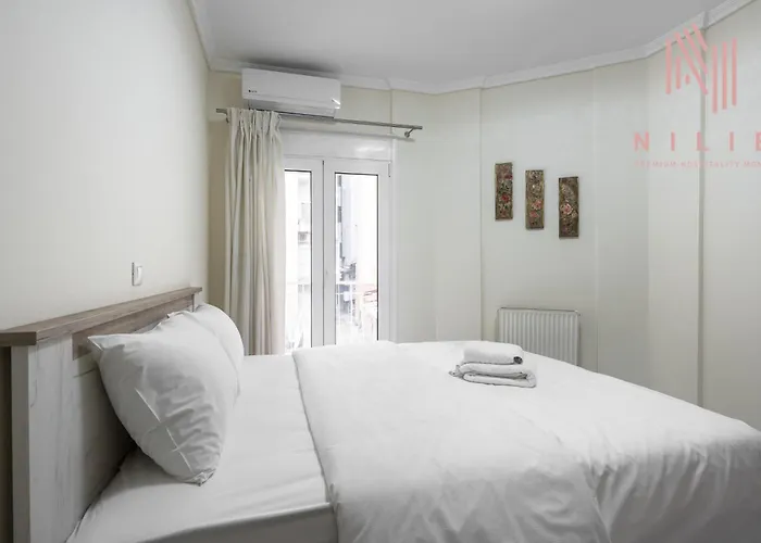 Little Paris, Nilie Hospitality Mgmt